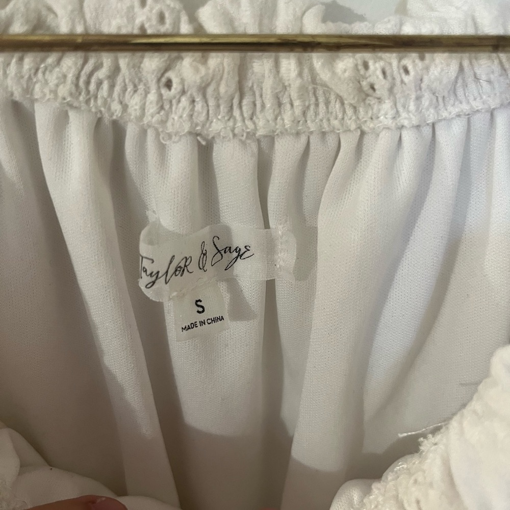 🤍 Taylor & Sage White Boho Peasant Dress – Size Small 🤍 - Picture 3 of 6